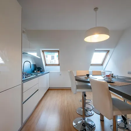Apartment Xenia - Luxury & Elegant Penthouse In Life *