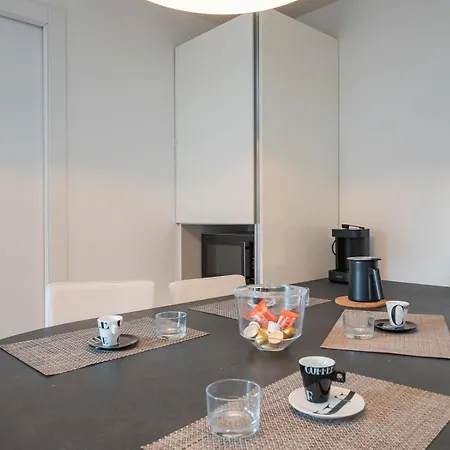 Xenia - Luxury & Elegant Penthouse In Life Apartment
